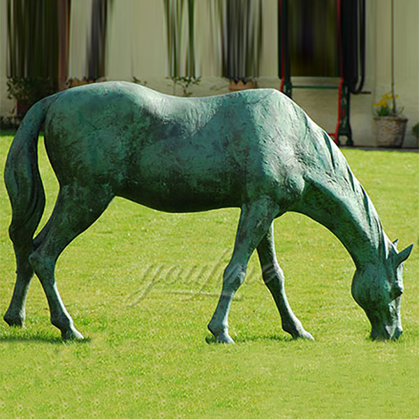 Outdoor bronze eating grass standing horse sculptures for garden