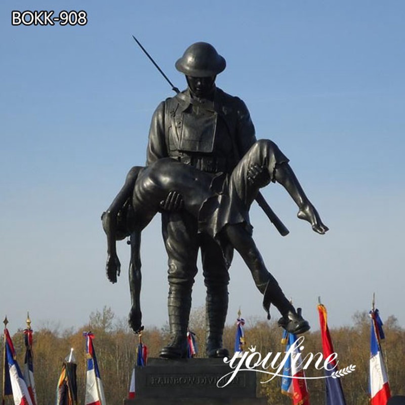 outdoor military statues