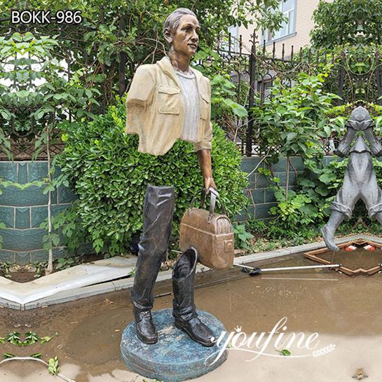 High-Quality Bronze Traveler Sculpture Hotel Street Decor for Sale BOKK-986
