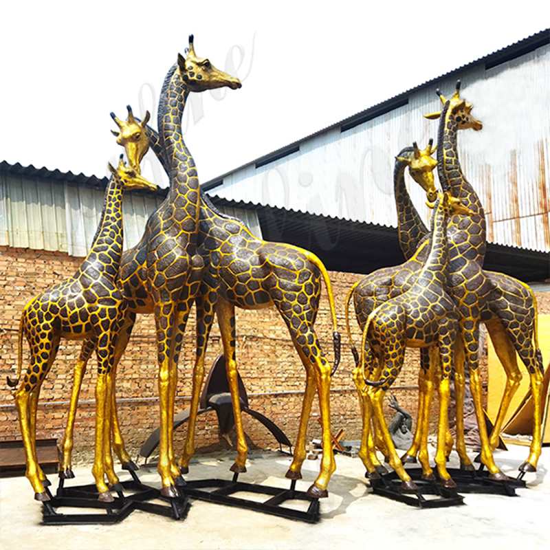 install method of large metal giraffe sculpture-YouFine Sculpture