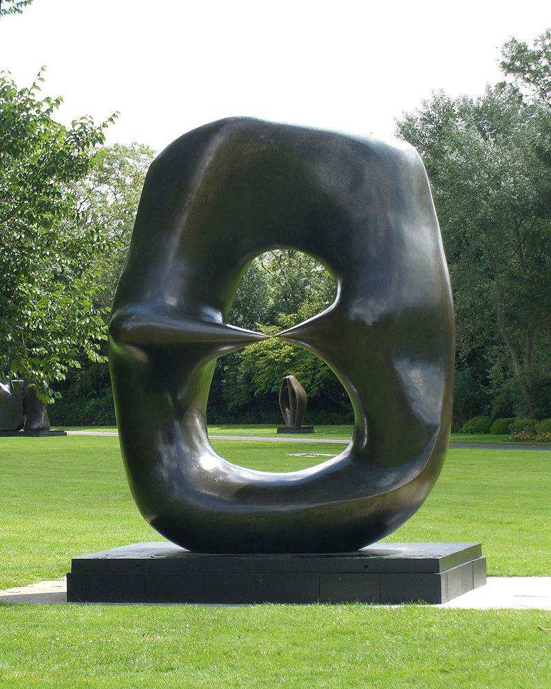 other henry moore sculpture