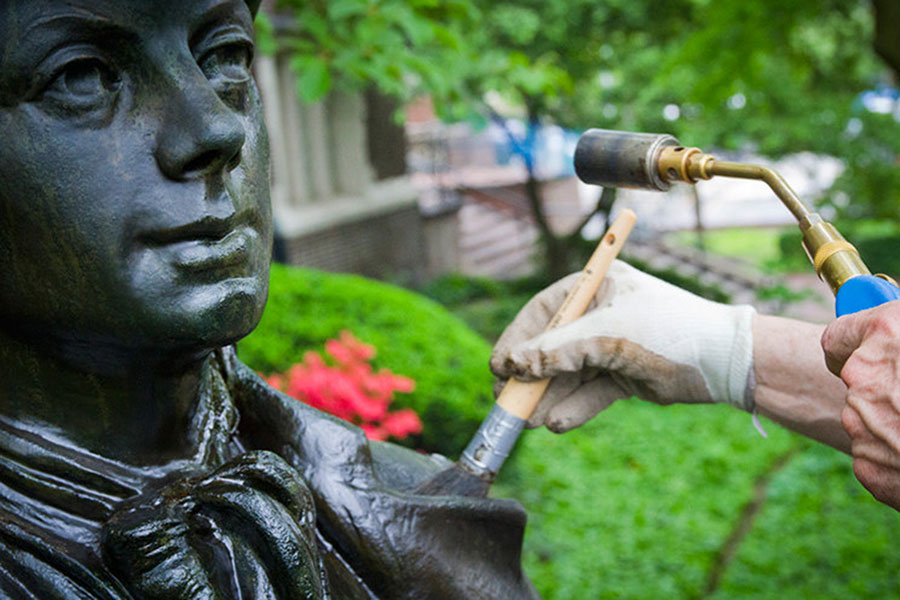 maintenance of your bronze statue